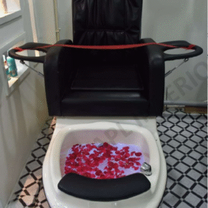 Pedicure station with massager